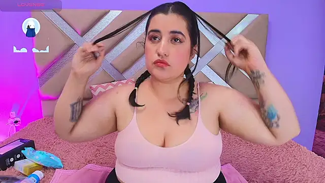 Snapshot of dani_vemom chatting on February 1, 2026, 3:27 am dani vemom online show from February 1, 2026, 3:27 am