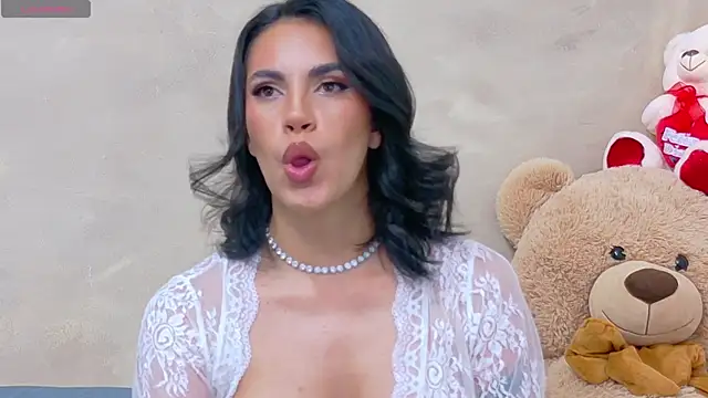 Snapshot of AndiVasquez chatting on April 18, 2026, 11:01 am AndiVasquez online show from April 18, 2026, 11:01 am