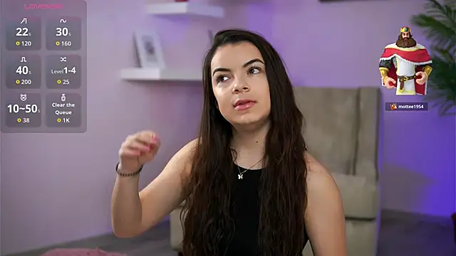 Snapshot of PeachyyFantasy chatting on February 17, 2026, 4:21 am PeachyyFantasy online show from February 17, 2026, 4:21 am