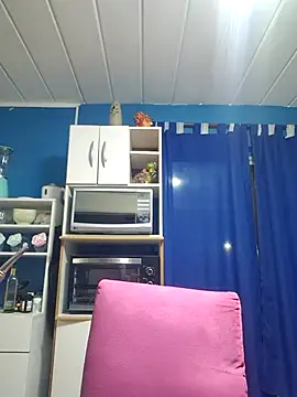 dullsecitalove25 online show from April 17, 2026, 7:22 am