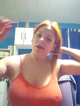 Snapshot of dullsecitalove25 chatting on February 18, 2026, 5:49 am dullsecitalove25 online show from February 18, 2026, 5:49 am