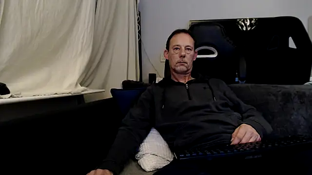 Snapshot of Sexy_Ass_Mike chatting on February 17, 2026, 10:18 pm Sexy Ass Mike online show from February 17, 2026, 10:18 pm