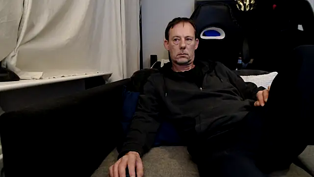 Snapshot of Sexy_Ass_Mike chatting on February 12, 2026, 12:43 am Sexy Ass Mike online show from February 12, 2026, 12:43 am