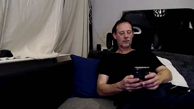 Snapshot of Sexy_Ass_Mike chatting on February 18, 2026, 9:44 pm Sexy Ass Mike online show from February 18, 2026, 9:44 pm