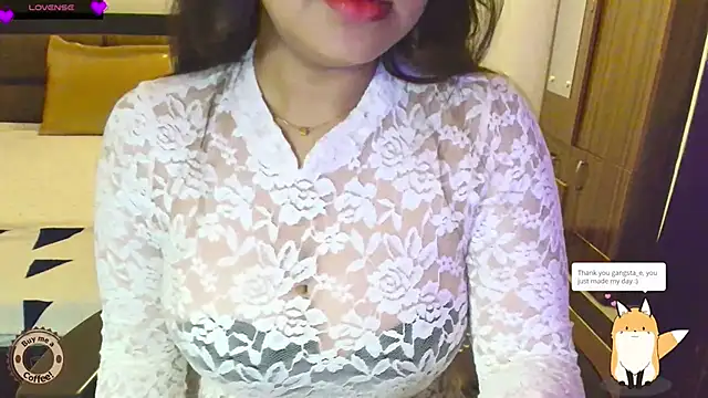 Yara-143 online show from June 26, 2026, 5:52 pm