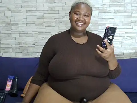 BustyBmw online show from February 2, 2026, 6:29 pm