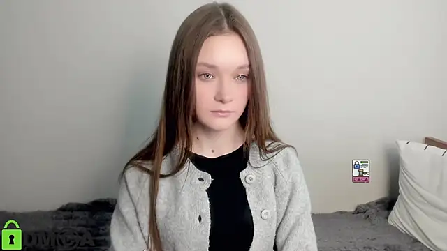Elina X online show from May 15, 2026, 1:42 pm