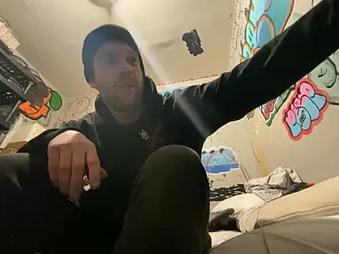 Snapshot of gothboiplzty chatting on February 24, 2026, 11:27 pm gothboiplzty online show from February 24, 2026, 11:27 pm