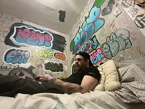 gothboiplzty online show from March 25, 2026, 7:30 am