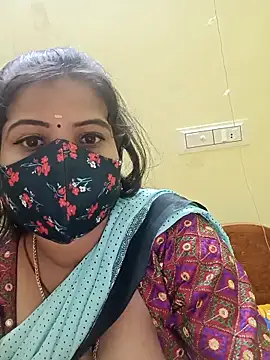 Snapshot of Madhusri_Tamil_Telugu chatting on February 11, 2026, 7:14 pm Madhusri Tamil Telugu online show from February 11, 2026, 7:14 pm