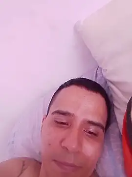 Snapshot of Mrpassion3 chatting on February 2, 2026, 4:28 pm Mrpassion3 online show from February 2, 2026, 4:28 pm