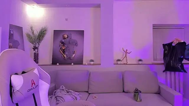 Madison dolly online show from February 15, 2026, 2:01 am