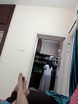 teluguaunty84 online show from April 28, 2026, 3:38 pm