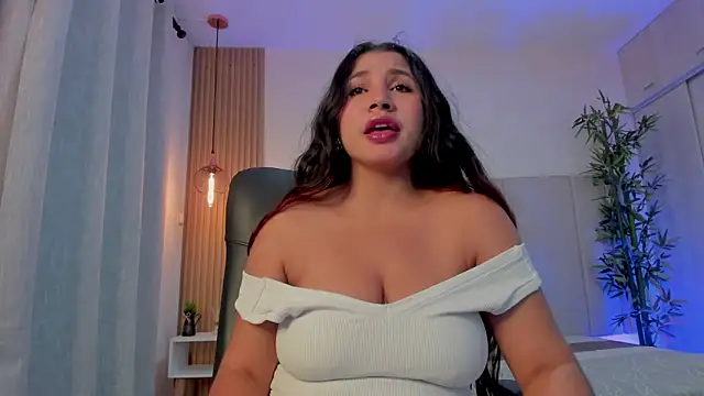 Victoria Rosee online show from June 10, 2026, 12:50 pm
