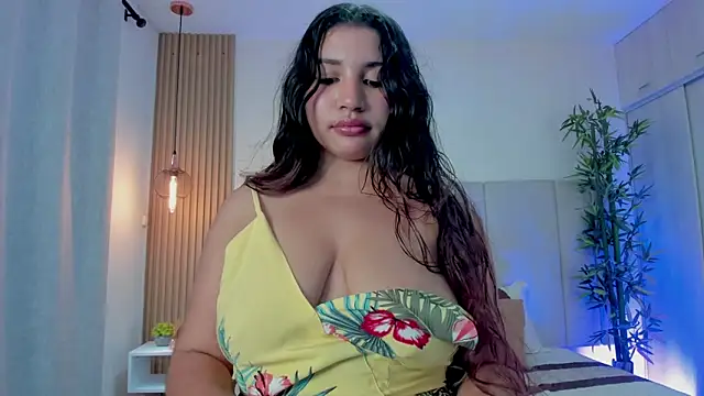 Victoria Rosee online show from May 11, 2026, 4:04 pm