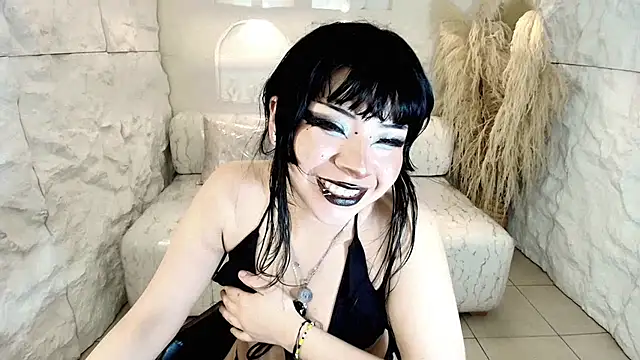 Snapshot of vampkitty_r chatting on February 13, 2026, 1:27 am vampkitty r online show from February 13, 2026, 1:27 am