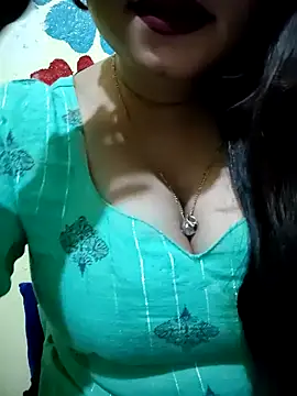 PARI51 online show from February 10, 2026, 7:02 pm