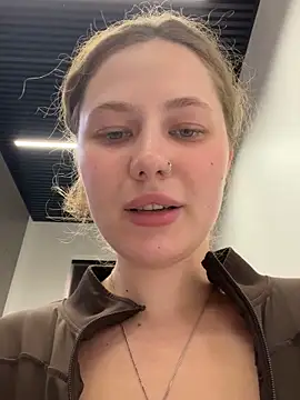 AsynaYuuki online show from February 26, 2026, 6:52 pm