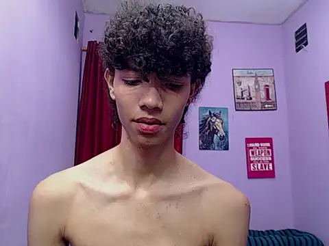 bigcock twinks online show from March 31, 2026, 6:43 pm