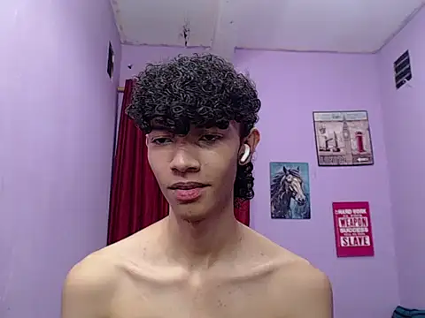 bigcock twinks online show from March 19, 2026, 11:27 pm