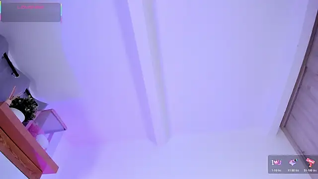 Niky Vega online show from February 23, 2026, 11:38 pm