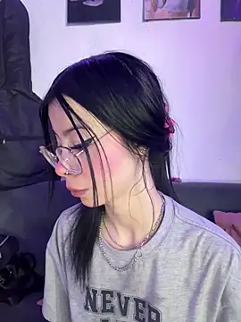 Snapshot of violettahotass chatting on February 17, 2026, 1:52 pm violettahotass online show from February 17, 2026, 1:52 pm