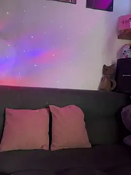 Snapshot of violettahotass chatting on March 3, 2026, 3:30 pm violettahotass online show from March 3, 2026, 3:30 pm