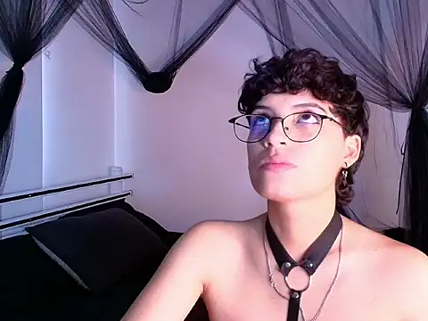 PalmerandSony21 online show from February 20, 2026, 8:33 pm