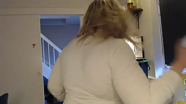 Amanda Norsk online show from February 2, 2026, 8:02 am