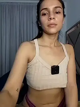 Snapshot of EvaMiranda chatting on June 25, 2026, 3:15 am EvaMiranda online show from June 25, 2026, 3:15 am