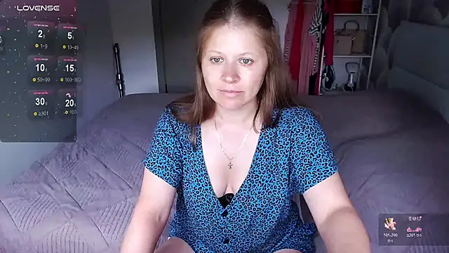 Aleksasamuii online show from June 27, 2026, 5:57 am