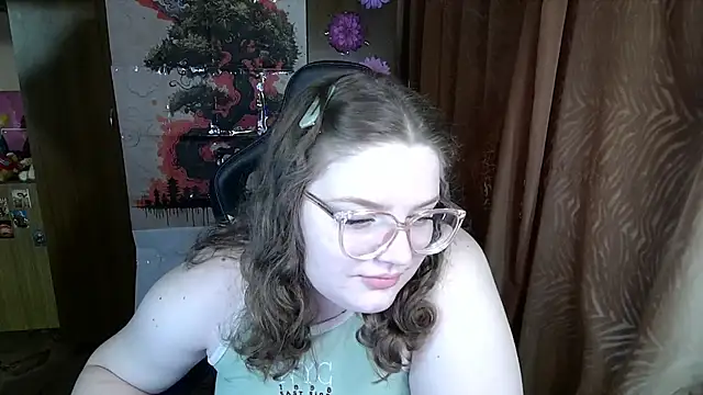 Teasing Dora online show from March 12, 2026, 12:31 pm