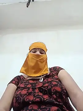 punamji sexe online show from July 17, 2026, 6:27 pm
