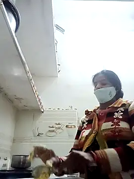 punamji sexe online show from February 4, 2026, 3:12 am