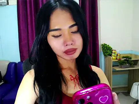 Snapshot of devine_goddess chatting on April 29, 2026, 10:52 am devine goddess online show from April 29, 2026, 10:52 am
