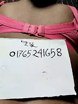 Snapshot of Romantic-Couple999 chatting on April 4, 2026, 7:48 am Romantic-Couple999 online show from April 4, 2026, 7:48 am