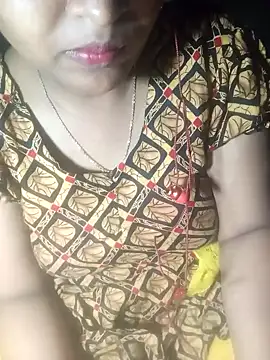 Snapshot of Romantic-Couple999 chatting on March 24, 2026, 4:40 pm Romantic-Couple999 online show from March 24, 2026, 4:40 pm