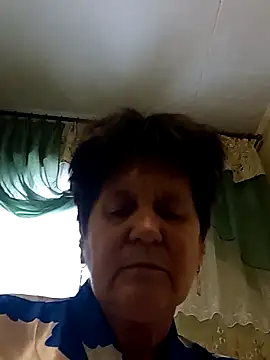 Snapshot of IrchykLove chatting on February 8, 2026, 10:35 am IrchykLove online show from February 8, 2026, 10:35 am