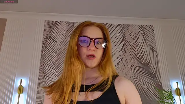 Snapshot of AmandaWatts chatting on February 23, 2026, 5:19 am AmandaWatts online show from February 23, 2026, 5:19 am