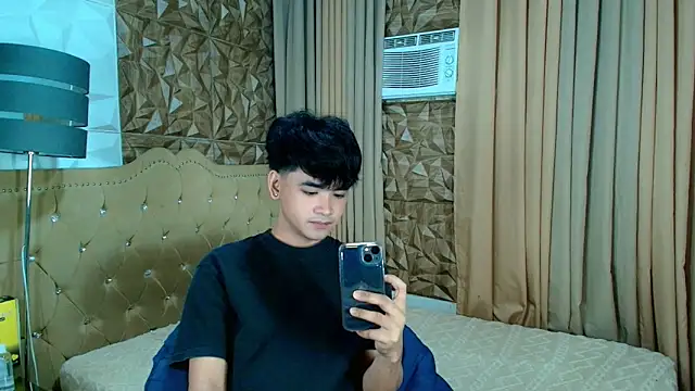 Snapshot of spoiledmycock chatting on February 20, 2026, 1:13 pm spoiledmycock online show from February 20, 2026, 1:13 pm