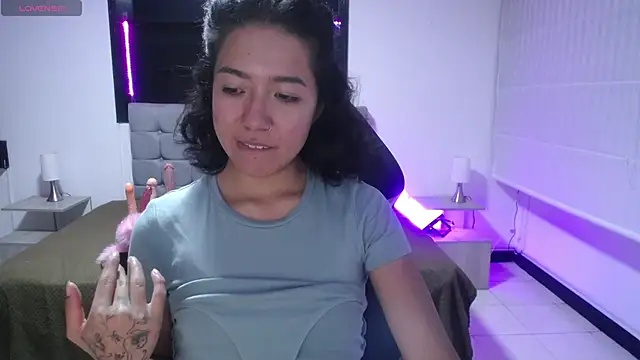 Lynn turner online show from March 12, 2026, 1:37 pm