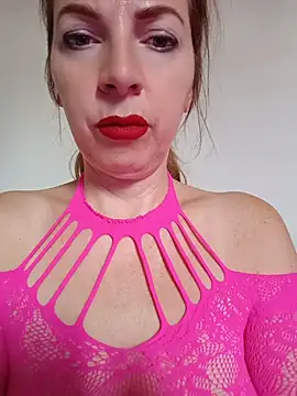 sexyrubyta online show from April 10, 2026, 9:16 am