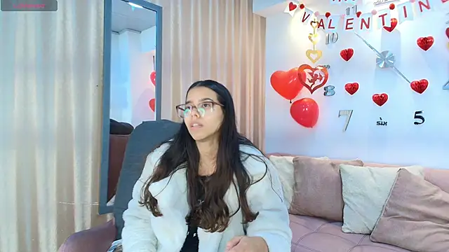 Snapshot of Luna_Millers chatting on February 18, 2026, 3:48 am Luna Millers online show from February 18, 2026, 3:48 am