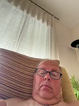 YachtCaptain10 online show from June 10, 2026, 4:30 pm