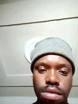 -HIIM- online show from April 10, 2026, 11:01 pm