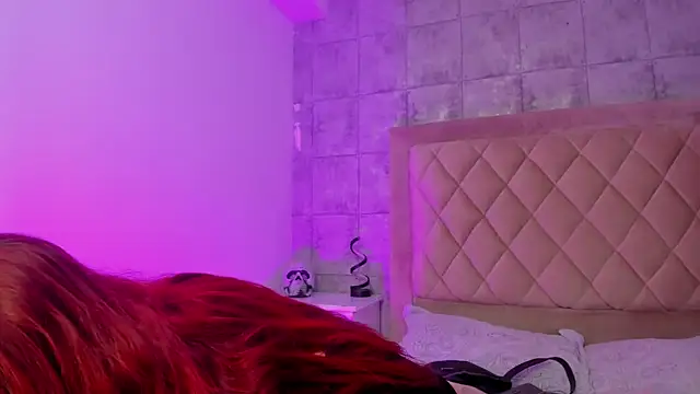 Snapshot of CleoFoxx_ chatting on February 25, 2026, 1:44 pm CleoFoxx online show from February 25, 2026, 1:44 pm