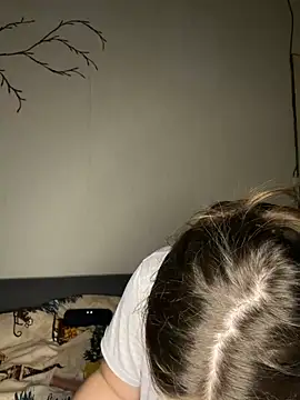 Snapshot of AlyaX_X chatting on February 2, 2026, 2:38 pm AlyaX X online show from February 2, 2026, 2:38 pm