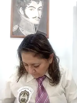 Snapshot of JULIETA_21- chatting on February 17, 2026, 12:02 pm JULIETA 21- online show from February 17, 2026, 12:02 pm