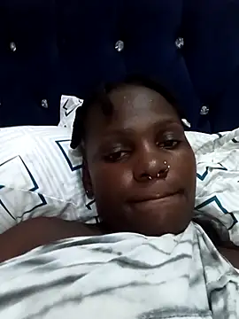 MIlk Spray  online show from March 5, 2026, 11:51 am