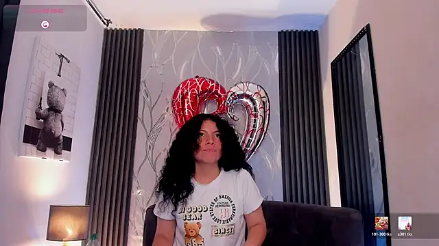 Snapshot of Zoe-yanin chatting on February 16, 2026, 7:01 pm Zoe-yanin online show from February 16, 2026, 7:01 pm